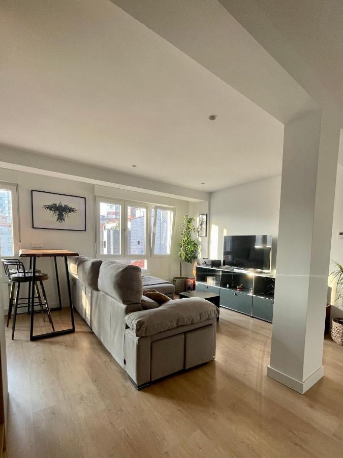 Piso De 2 Habitaciones En Centro, Zona Muy Tranquila Con Playa A 2 Min Andando Gijón Kültér fotó